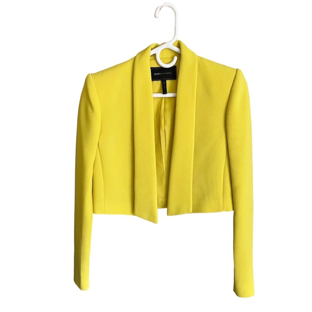 Beautiful Yellow BCBG Maxaria cropped blazer